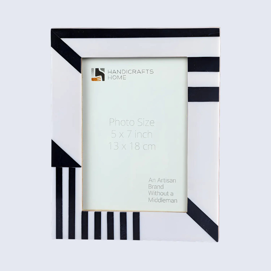 Silhouette Shaped Black & White Resin Picture Frames 4x6 5x7