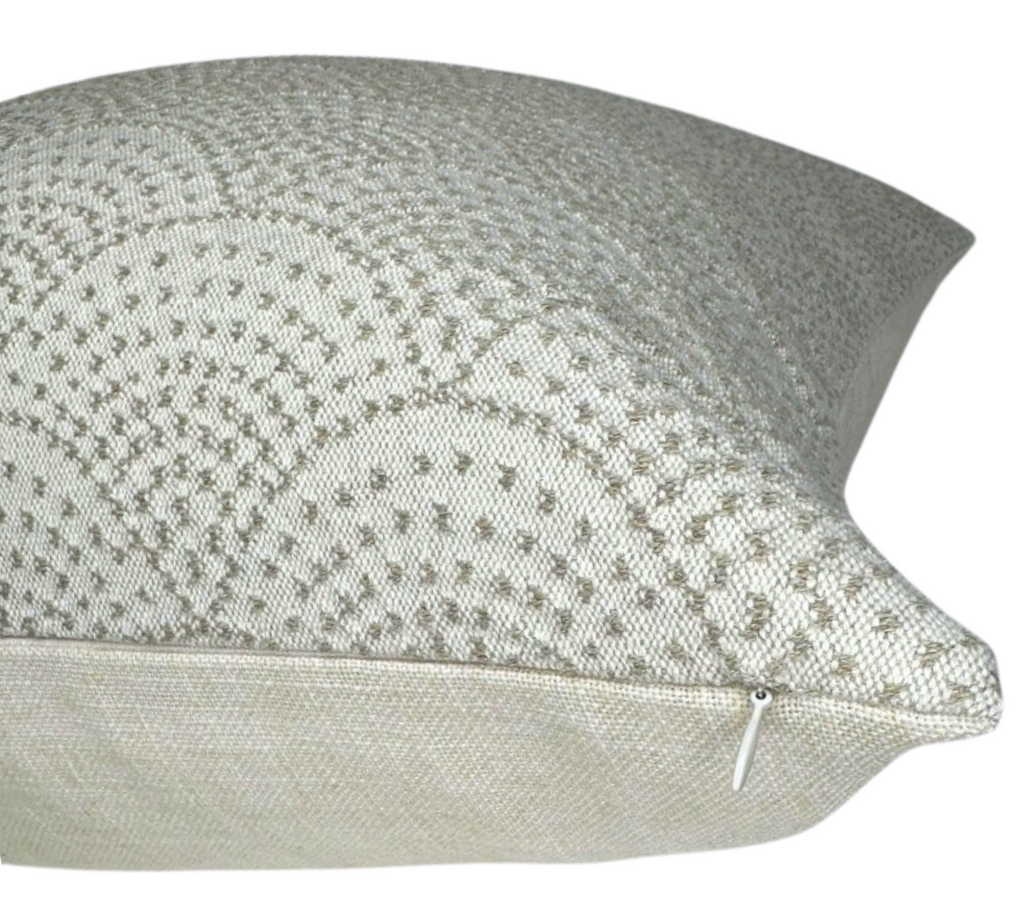 Scalloped Woven Pillow Cover in Natural