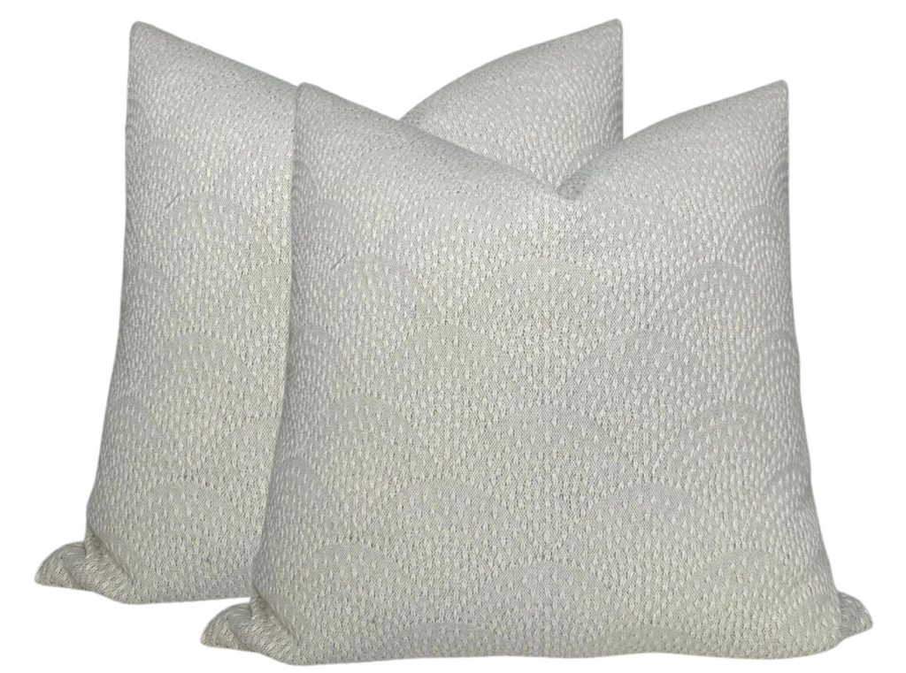 Inverse Scalloped Woven Pillow Cover in Natural