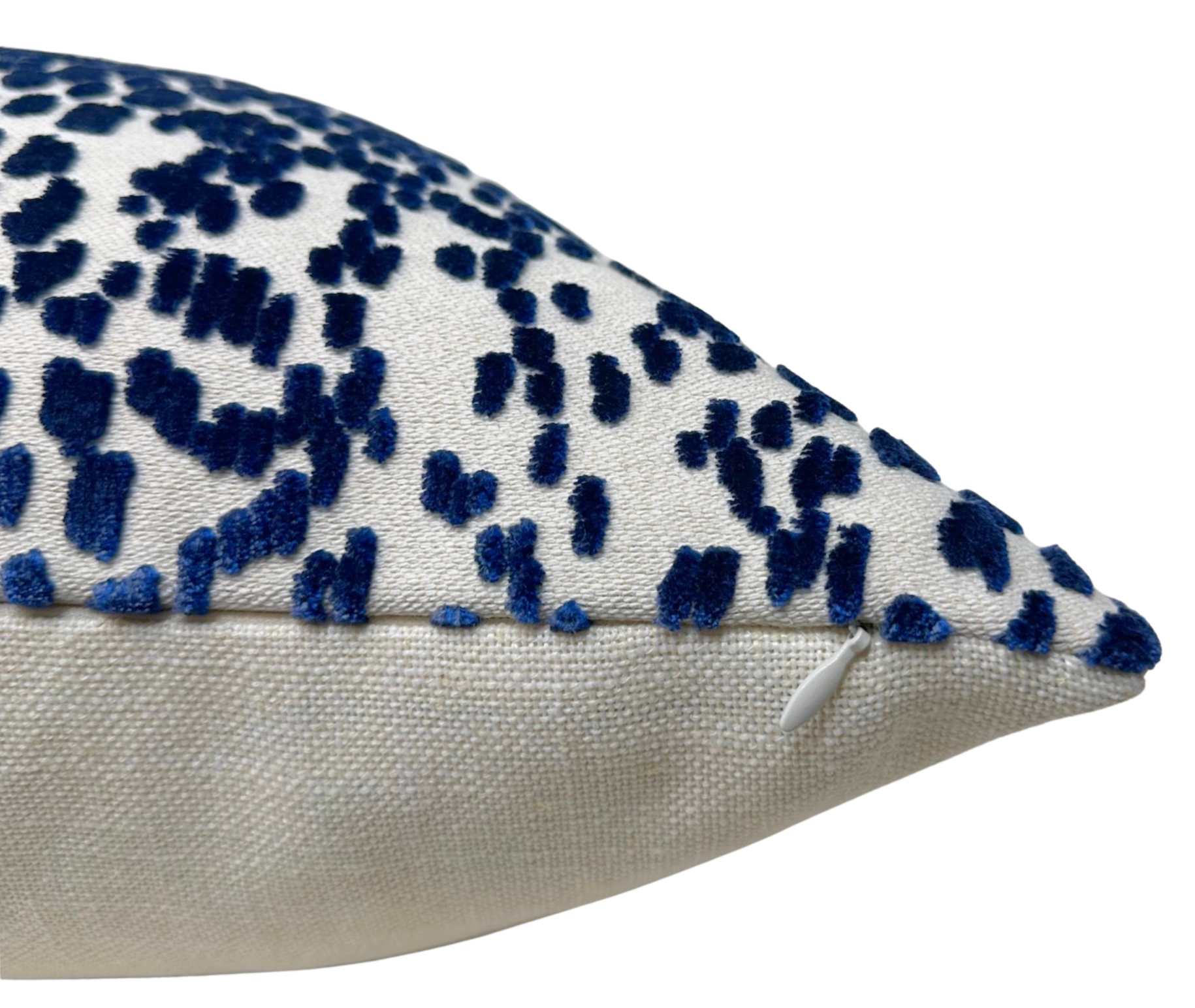 Les Touches Velvet Pillow Cover in Blue